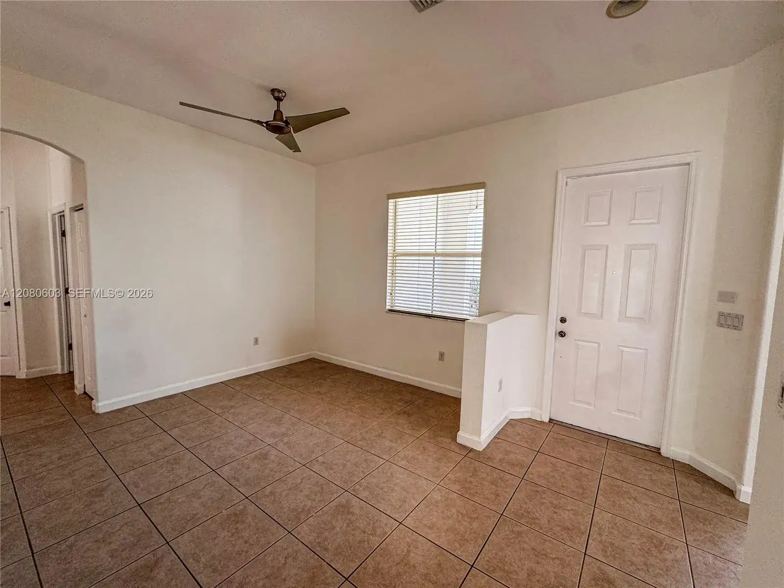 1770 SE 18th Ter, Homestead FL 33035 photo 4