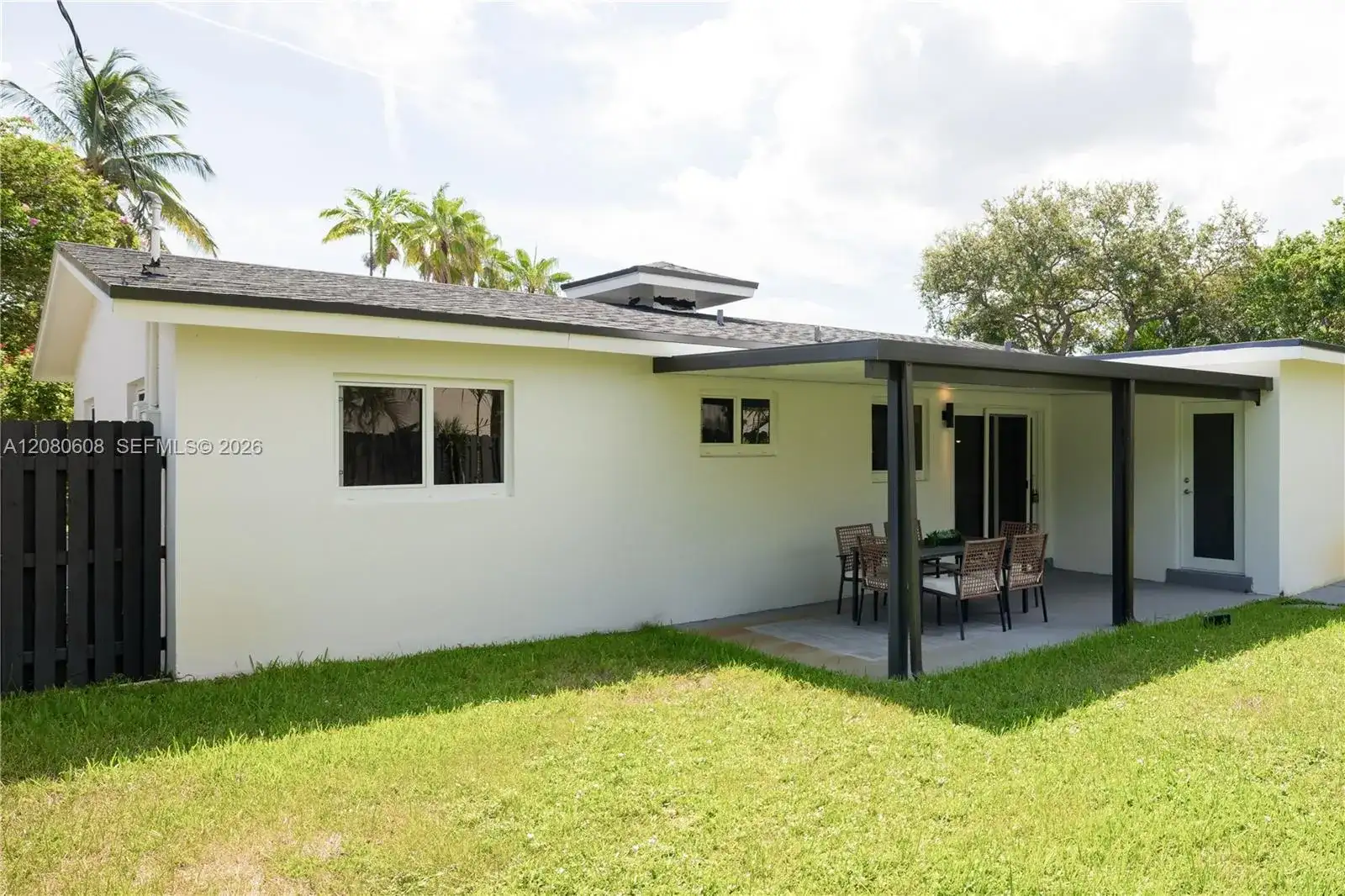 4401 NE 13th Ave, Oakland Park FL 33334 photo 5