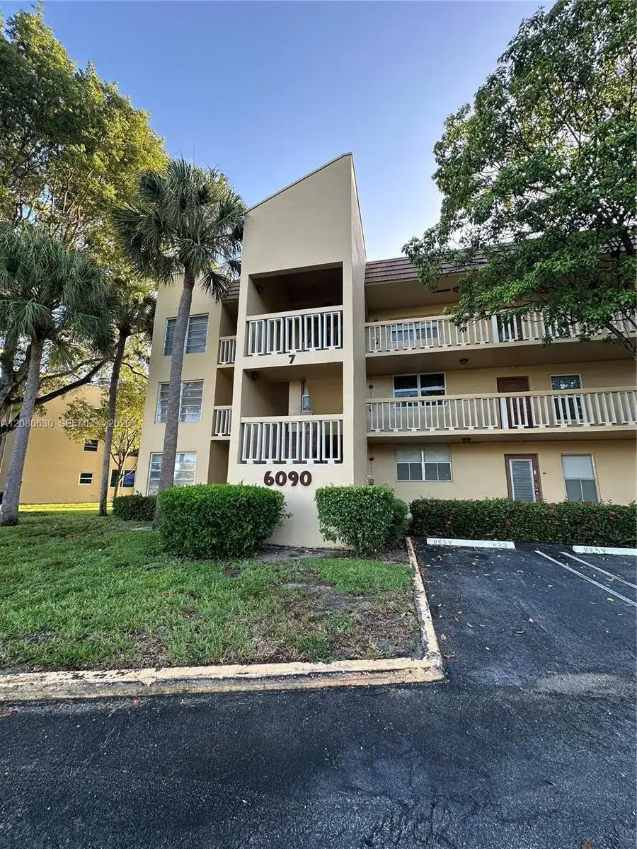 6090 NW 64th Ave # 310, Tamarac FL 33319 photo 2