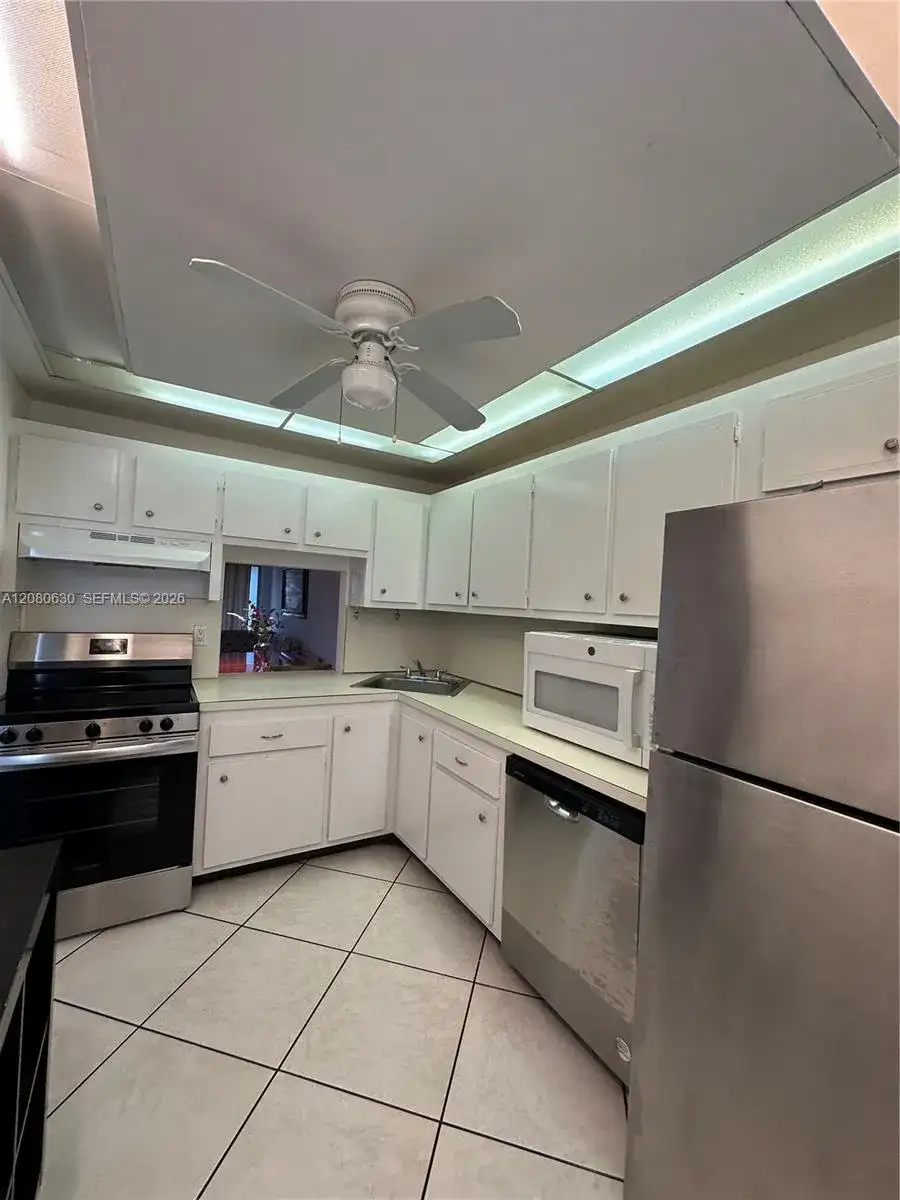 6090 NW 64th Ave # 310, Tamarac FL 33319 photo 4