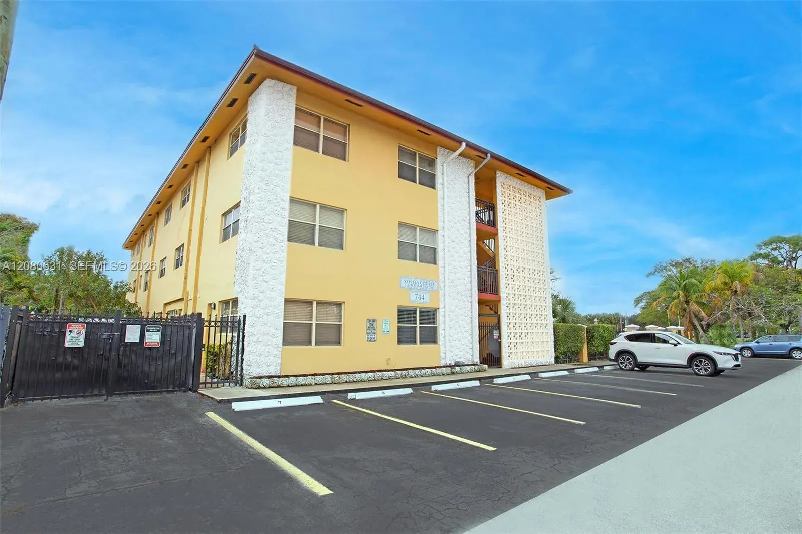 744 NE 14th Ave # 6, Fort Lauderdale FL 33304