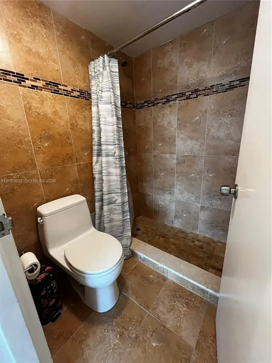 9225 Collins Ave # 1003, Surfside FL 33154 photo 5