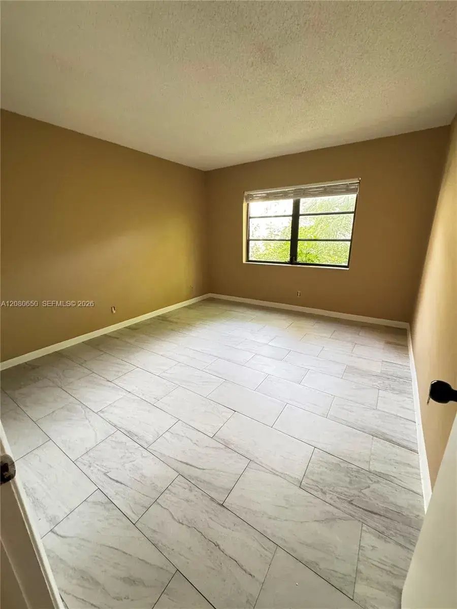 3129 Oakland Shores Dr # A109, Oakland Park FL 33309