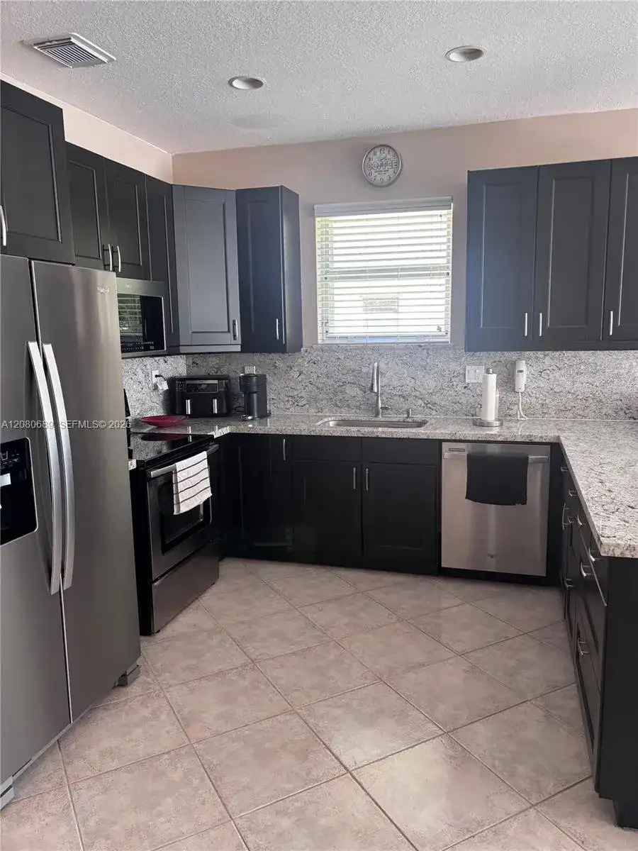2223 SW 134th Ave, Miramar FL 33027 photo 4