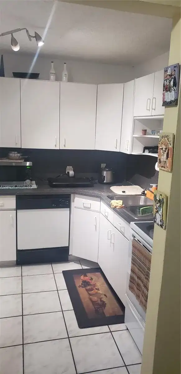 11 Olive Dr # F, Hialeah FL 33010 photo 3