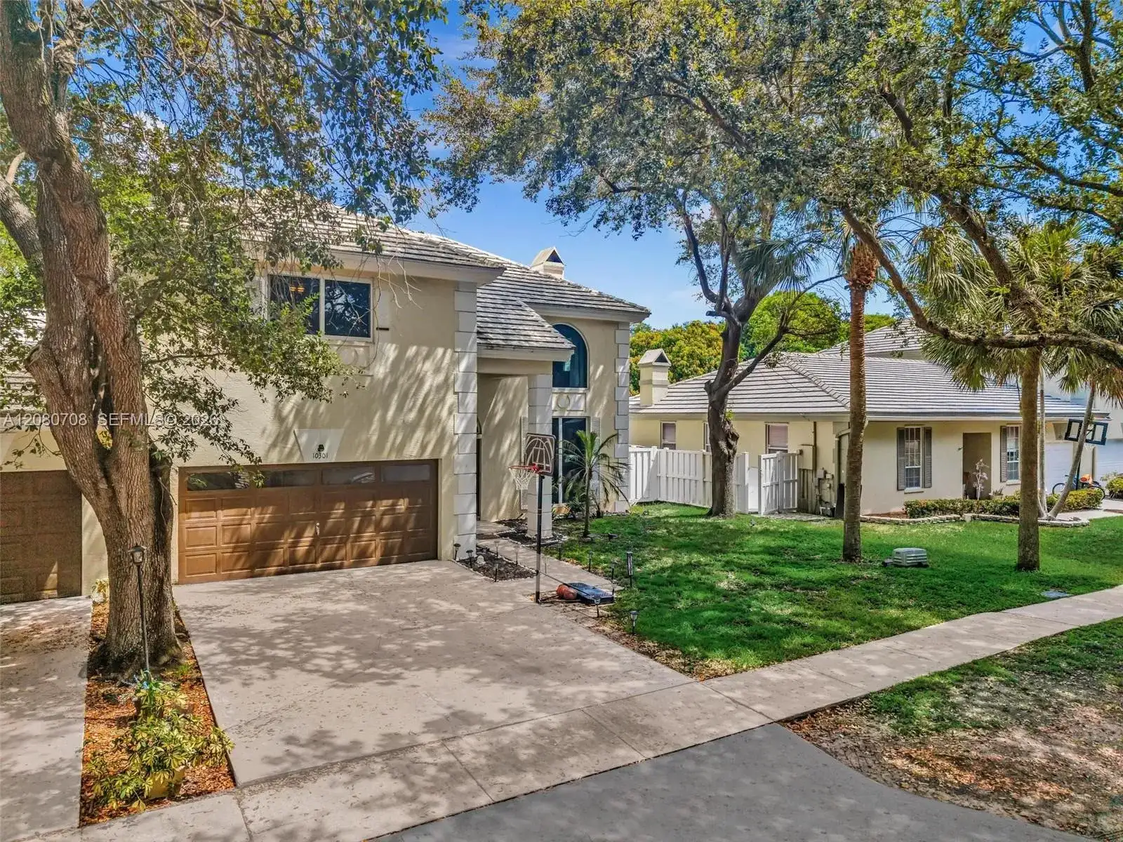10301 Panama St, Cooper City FL 33026 photo 2