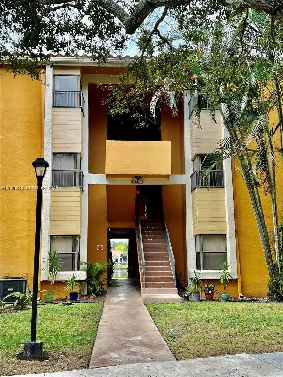 3858 Coral Tree Cir # 206, Coconut Creek FL 33073 photo 3