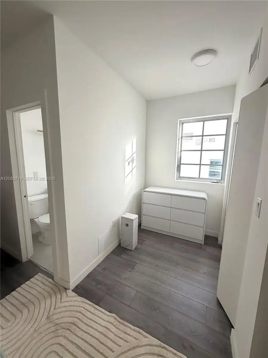 1525 Euclid Ave # 2, Miami Beach FL 33139 photo 4