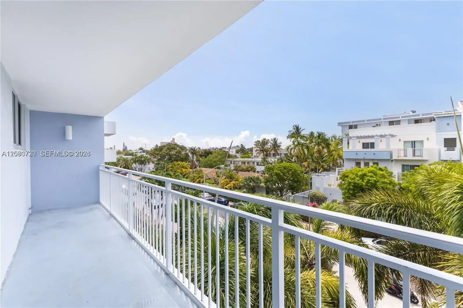 1045 10th St # 402, Miami Beach FL 33139 photo 2