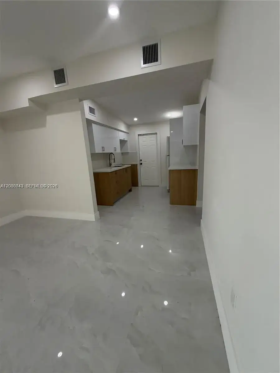 2324 Service Rd, Opa-Locka FL 33054 photo 4
