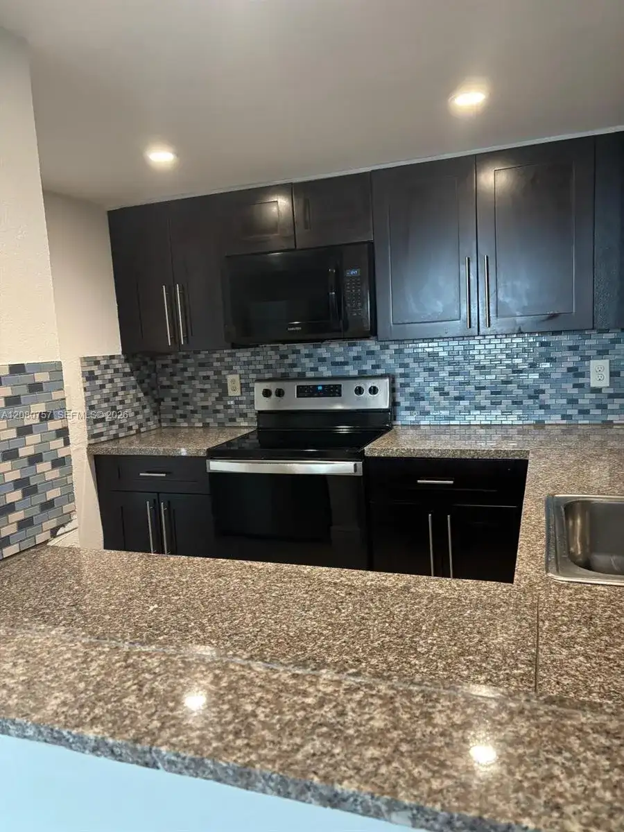 6970 NW 186th St # 505, Hialeah FL 33015 photo 4