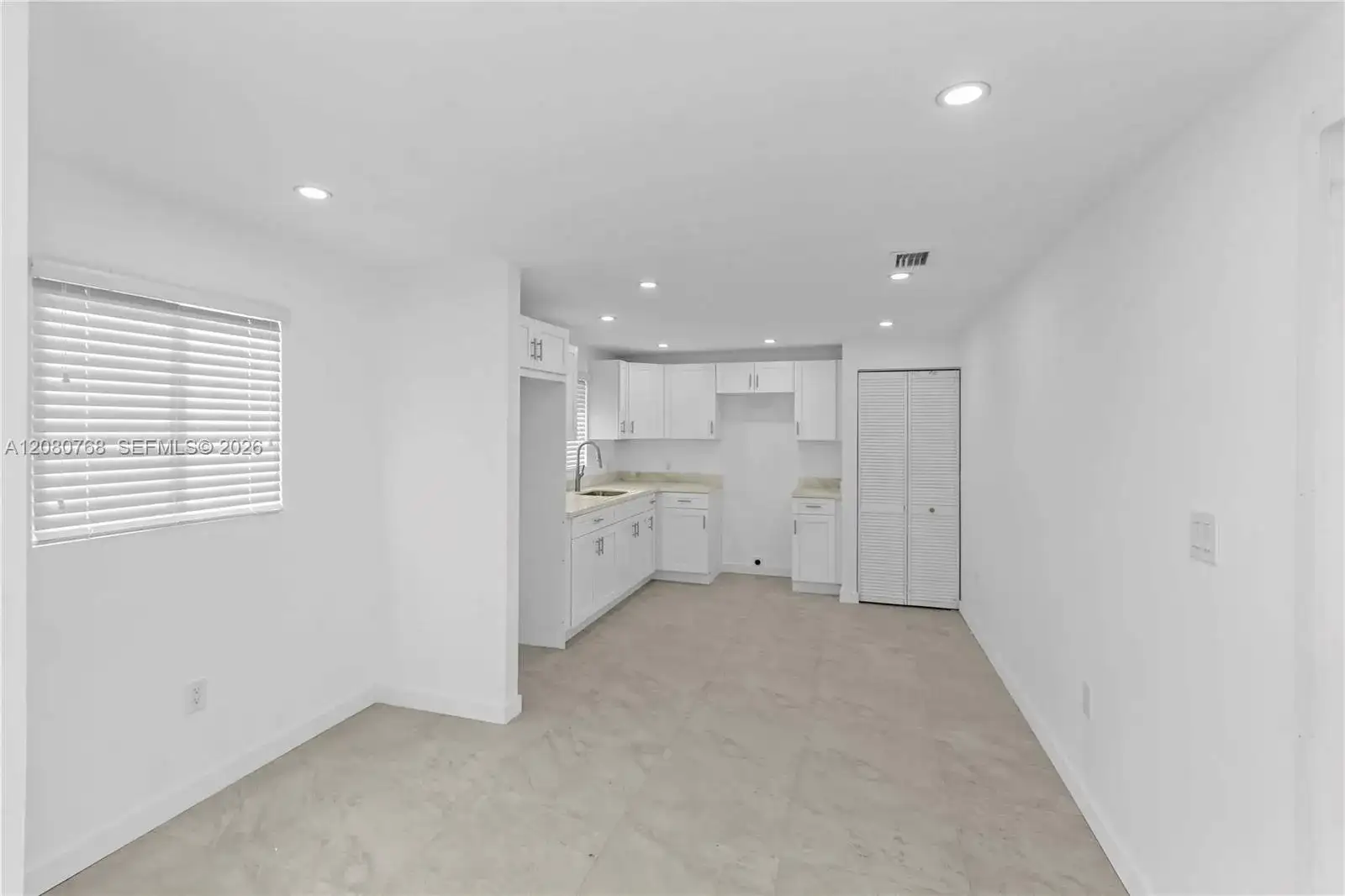 2144 NW 89th Ter, Miami FL 33147 photo 5
