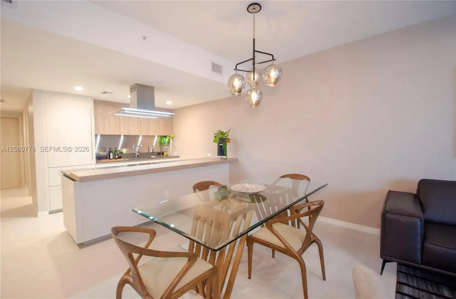 1000 Brickell Plz # 4207, Miami FL 33131 photo 2