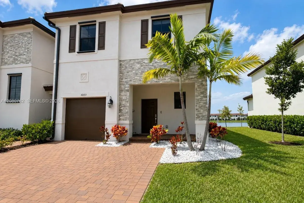 10153 SW 231st Ln, Miami FL 33190