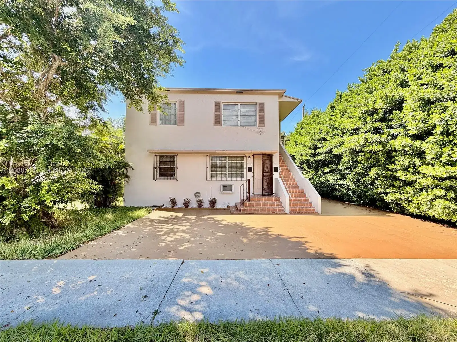 3790 SW 27th St # 3790, Miami FL 33134