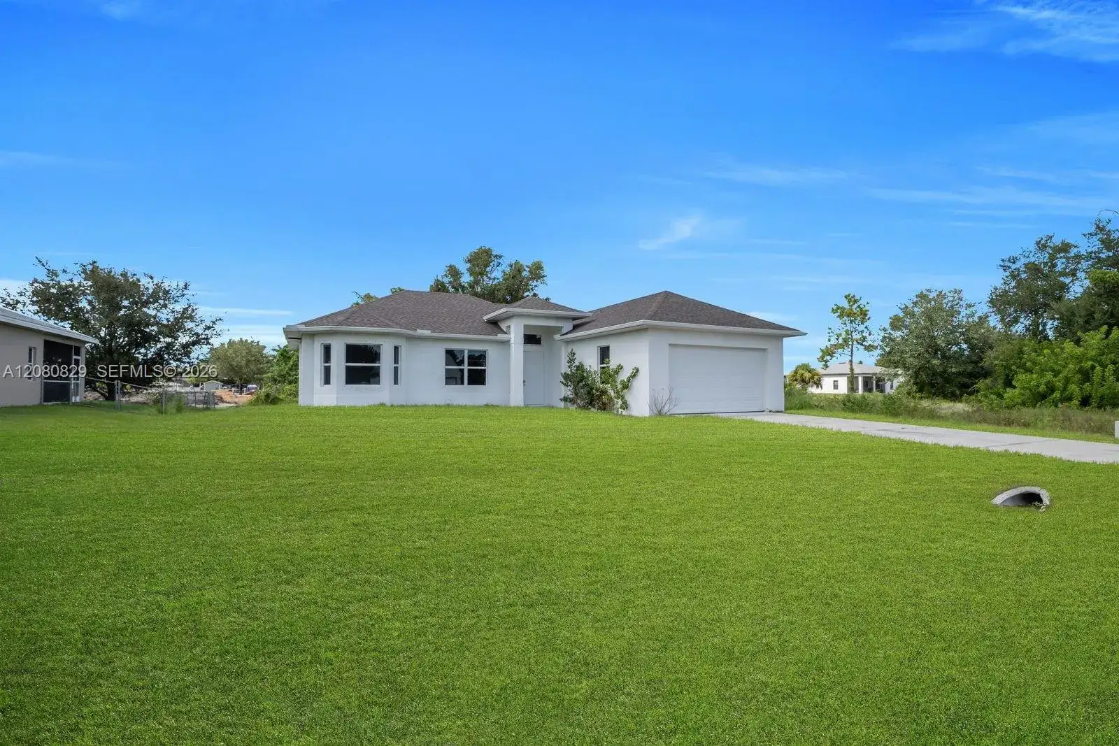 856 William Denver ST, Lehigh Acres FL 33974 photo 3
