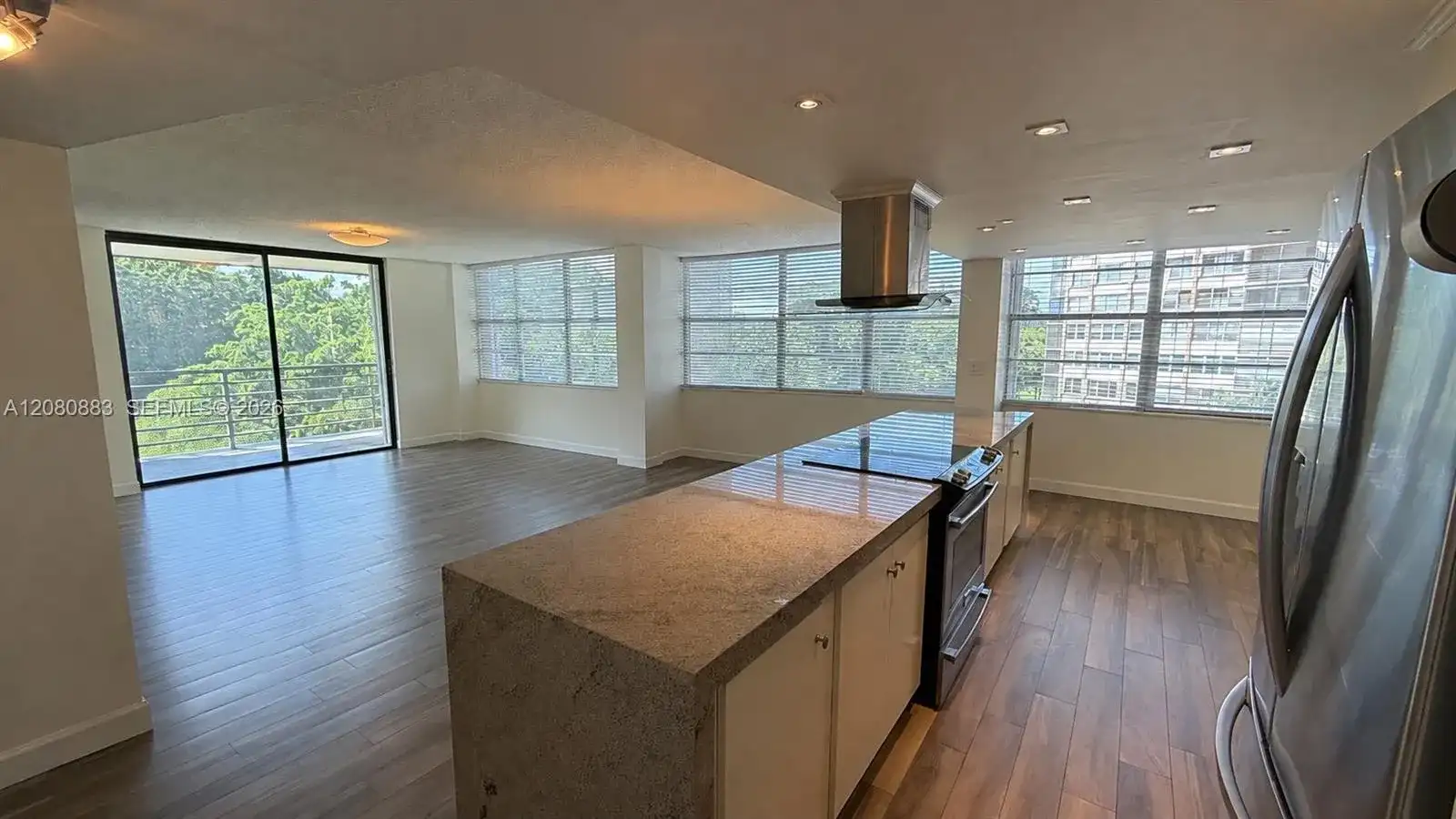 1200 Saint Charles Pl # 411, Pembroke Pines FL 33026