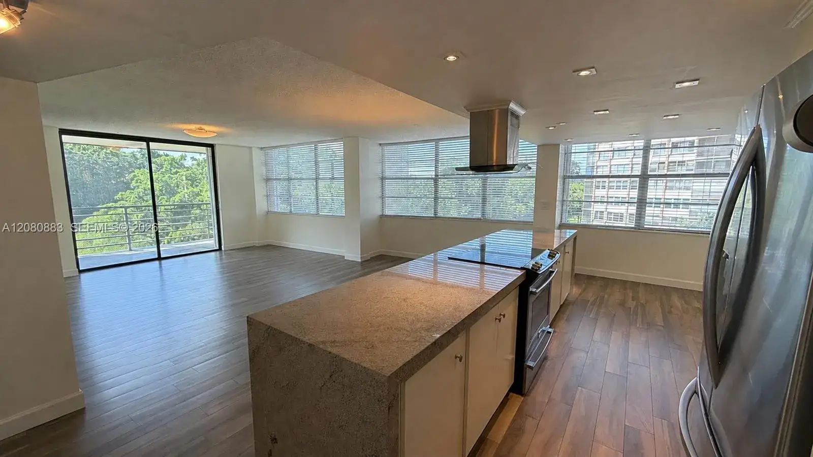 1200 Saint Charles Pl # 411, Pembroke Pines FL 33026