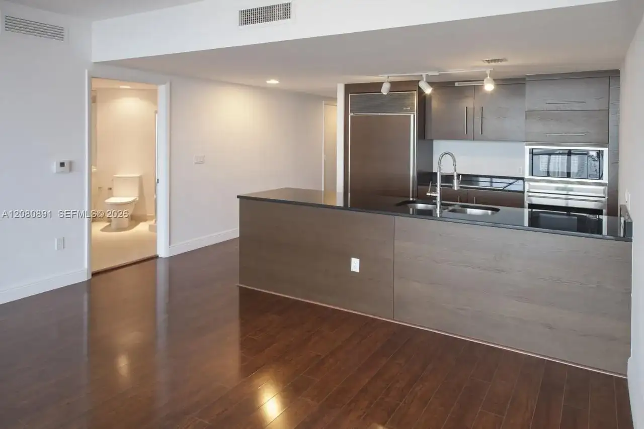 475 Brickell Ave # 3507, Miami FL 33131 photo 5