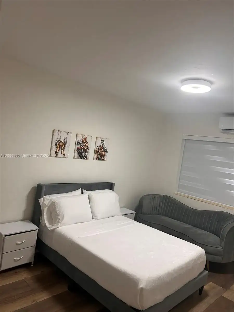 350 75th St # 109, Miami Beach FL 33141 photo 2