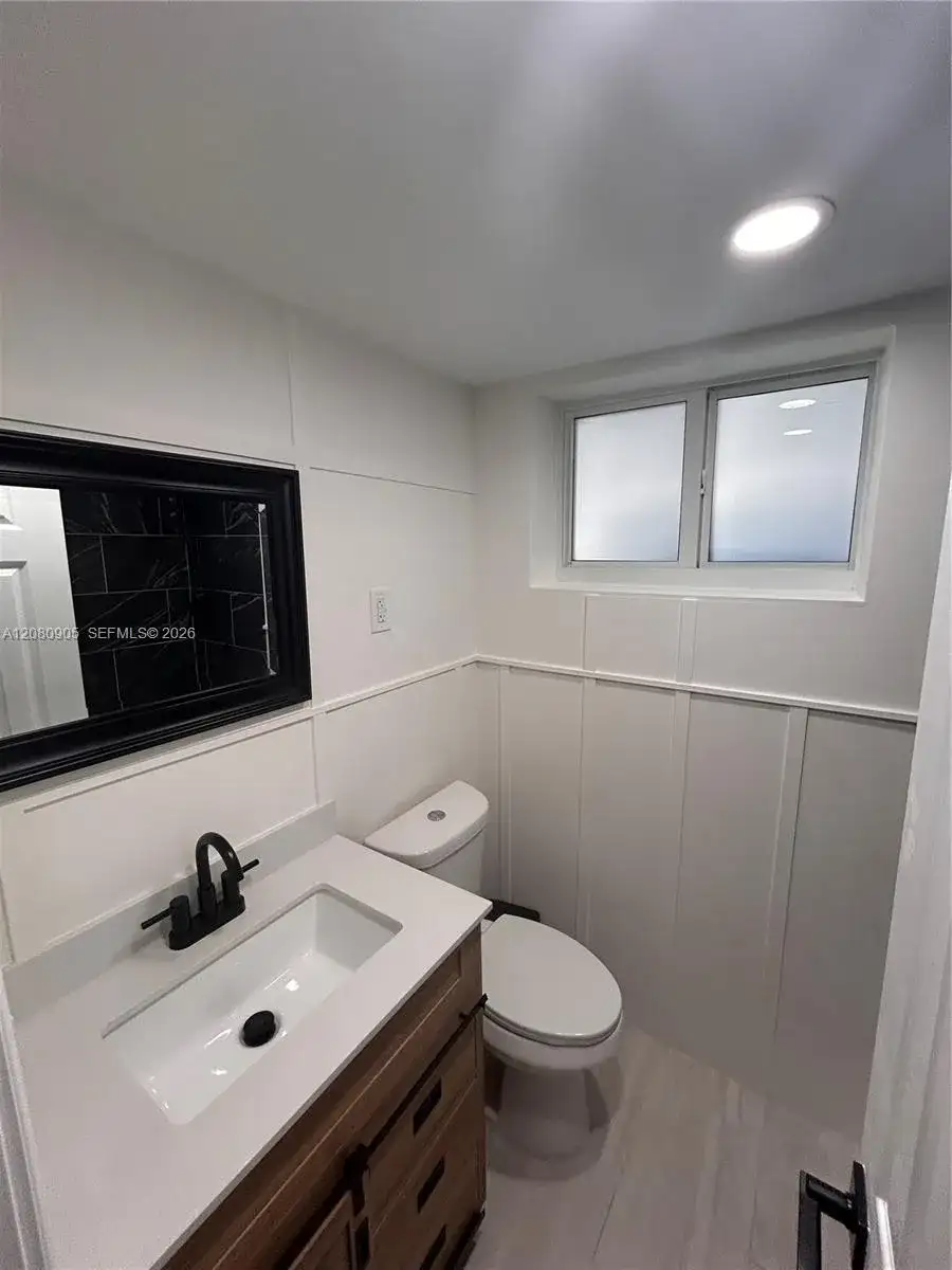 350 75th St # 109, Miami Beach FL 33141 photo 3