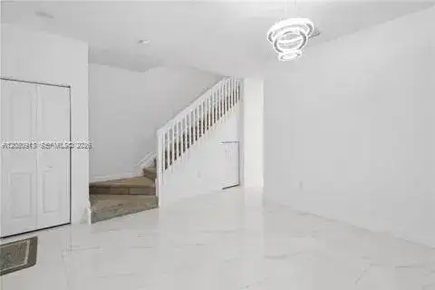 957 NE 211th St, Miami FL 33179 photo 3