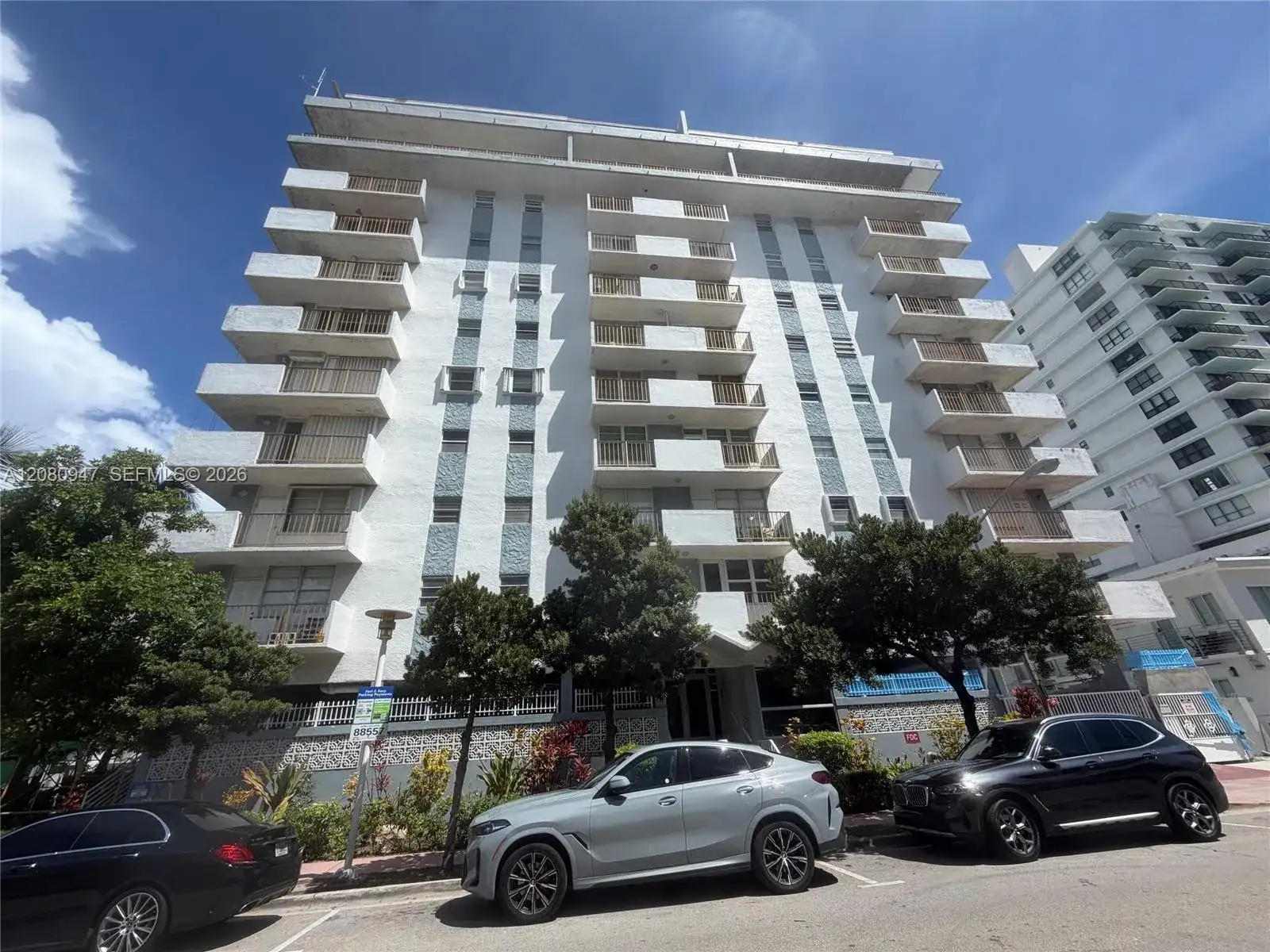 245 18th St # 805, Miami Beach FL 33139 photo 2