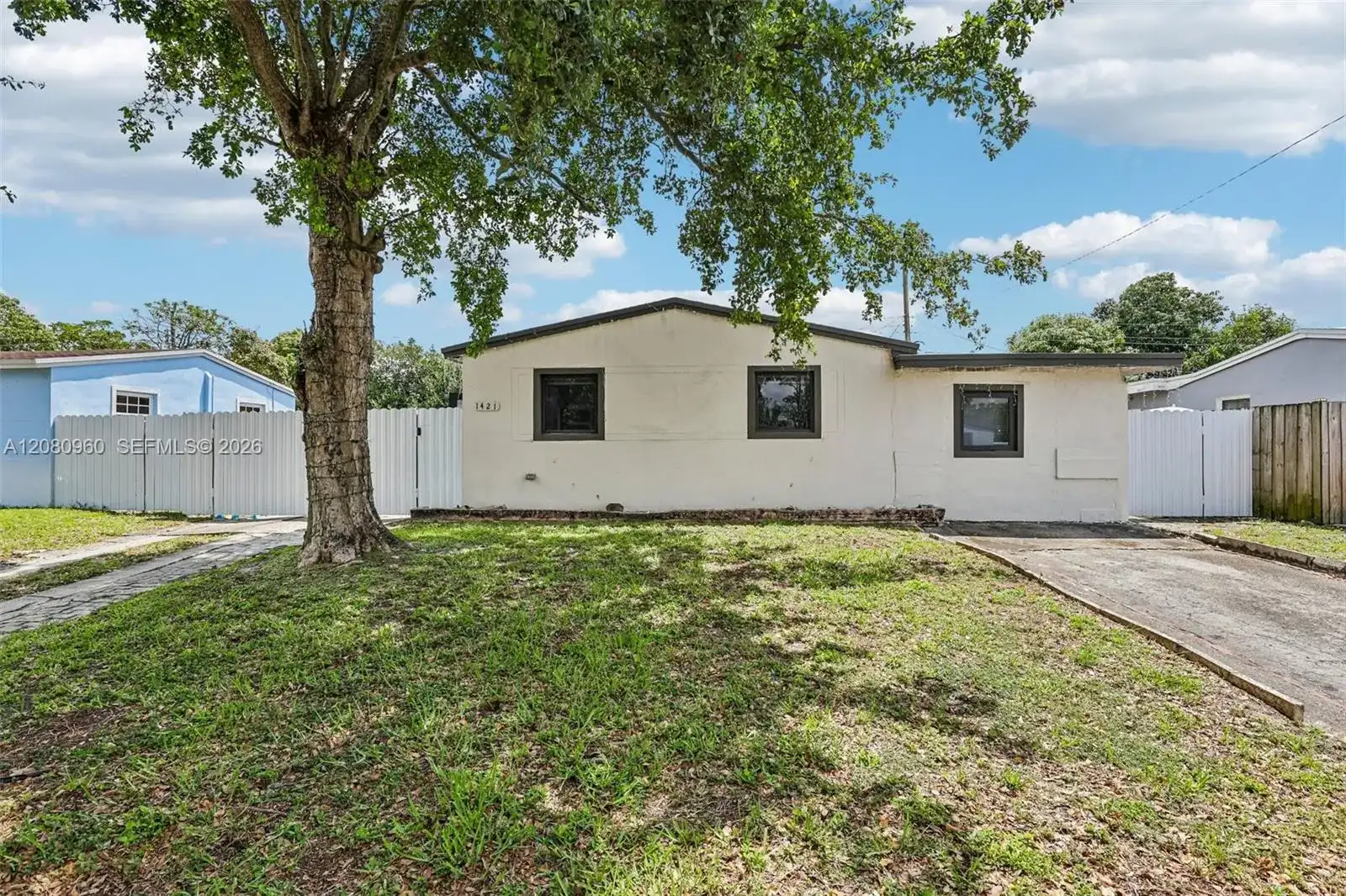 1421 N 68th Ter, Hollywood FL 33024