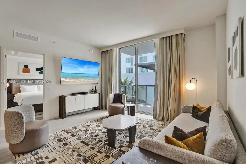 1611 SW 2nd Ave # 402, Miami FL 33129 photo 3