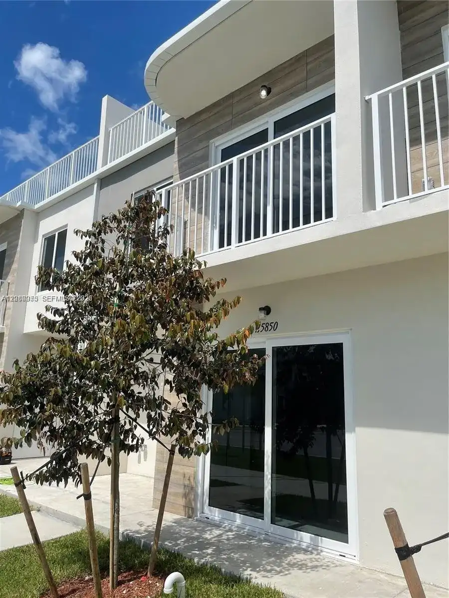 25850 SW 144th Ave, Homestead FL 33032