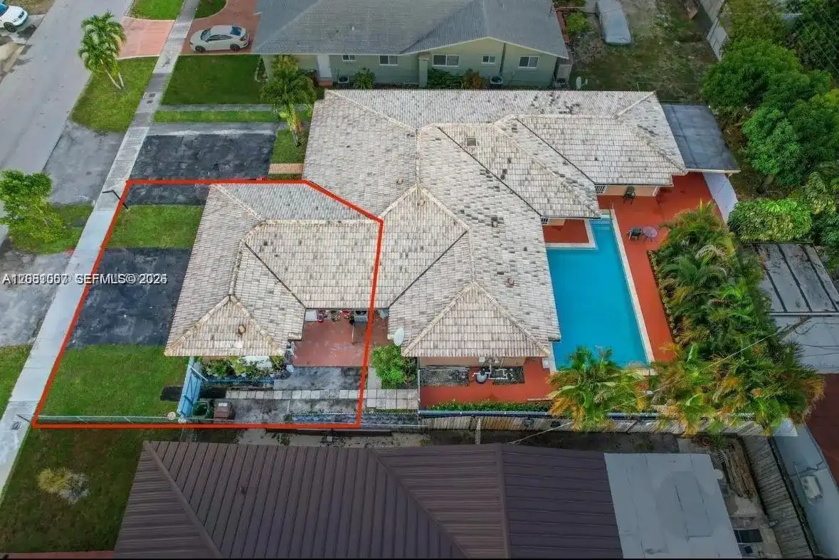 324 E 34th # 1, Hialeah FL 33013