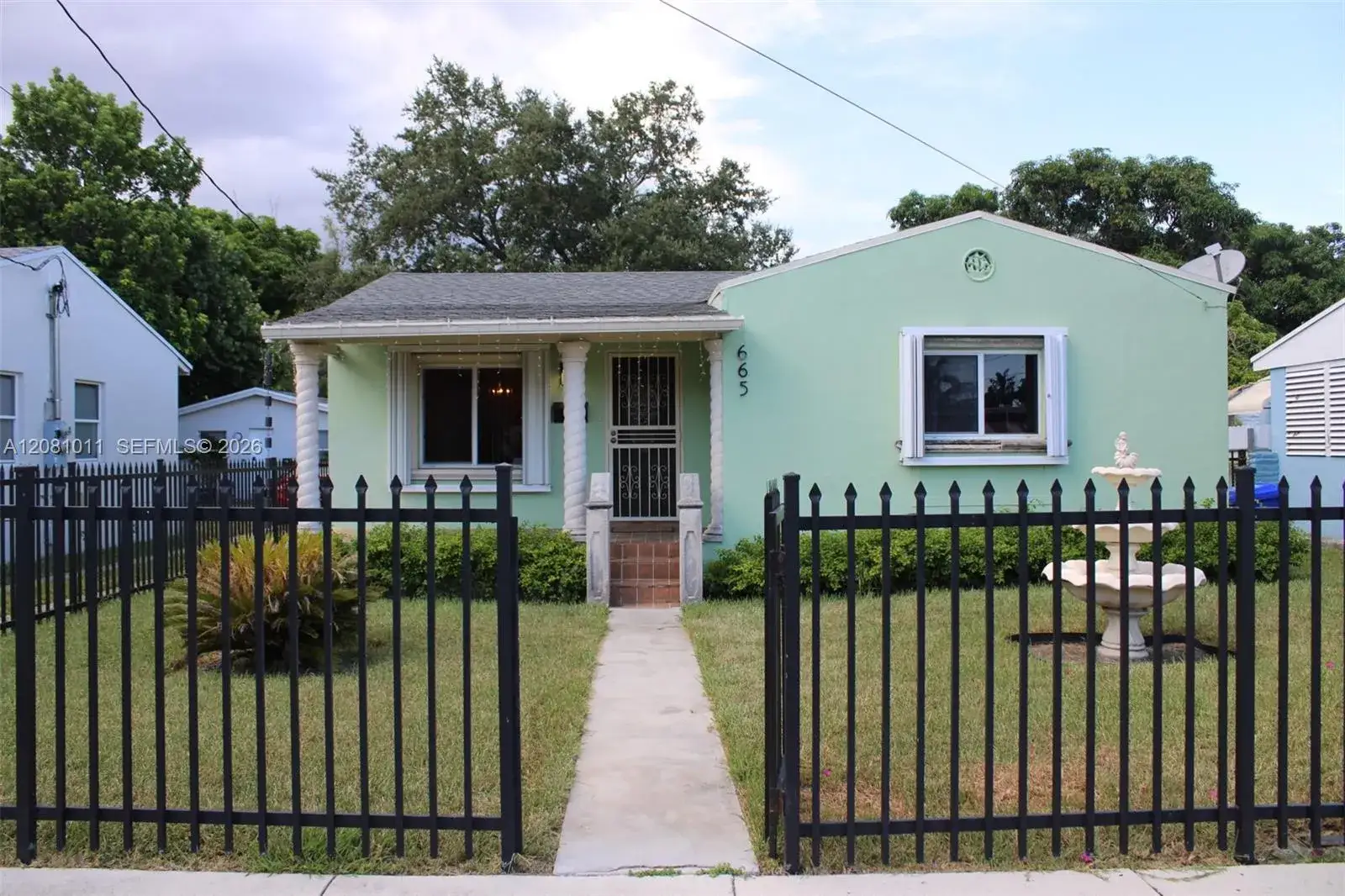 665 NW 50th St, Miami FL 33127