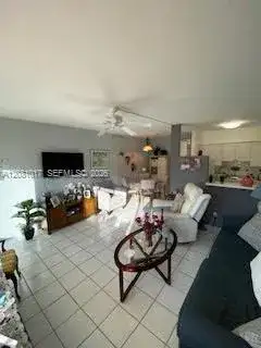 925 SW 11th Ave # 1, Hallandale Beach FL 33009 photo 5