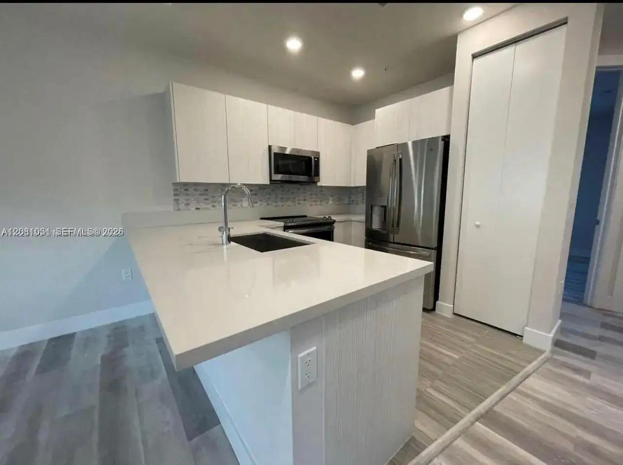 10229 NW 64th Ter # 303, Doral FL 33178 photo 3