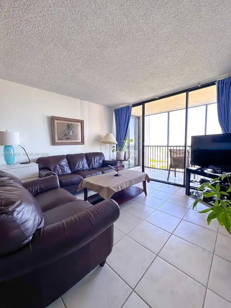 20335 W Country Club Dr # 2302, Aventura FL 33180 photo 3