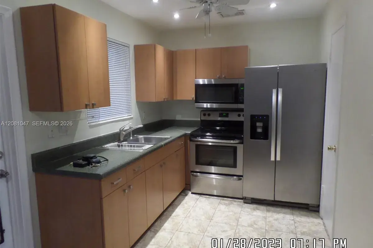 2222 Jackson St # 1E, Hollywood FL 33020