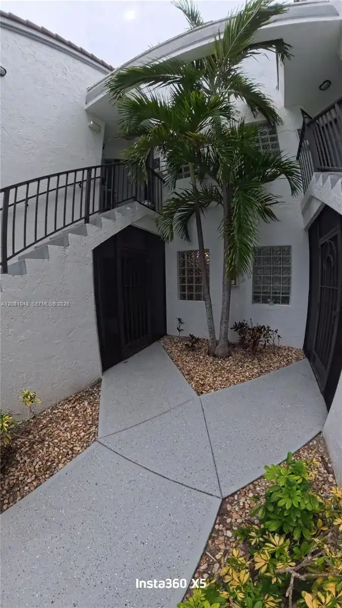 5438 Verona Dr # B, Boynton Beach FL 33437 photo 2