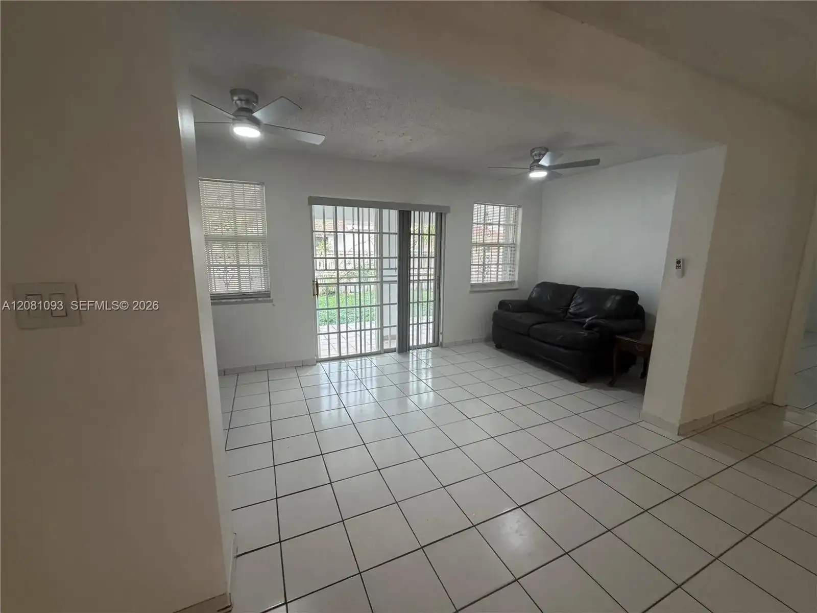 7577 W 5th Ln, Hialeah FL 33014 photo 5