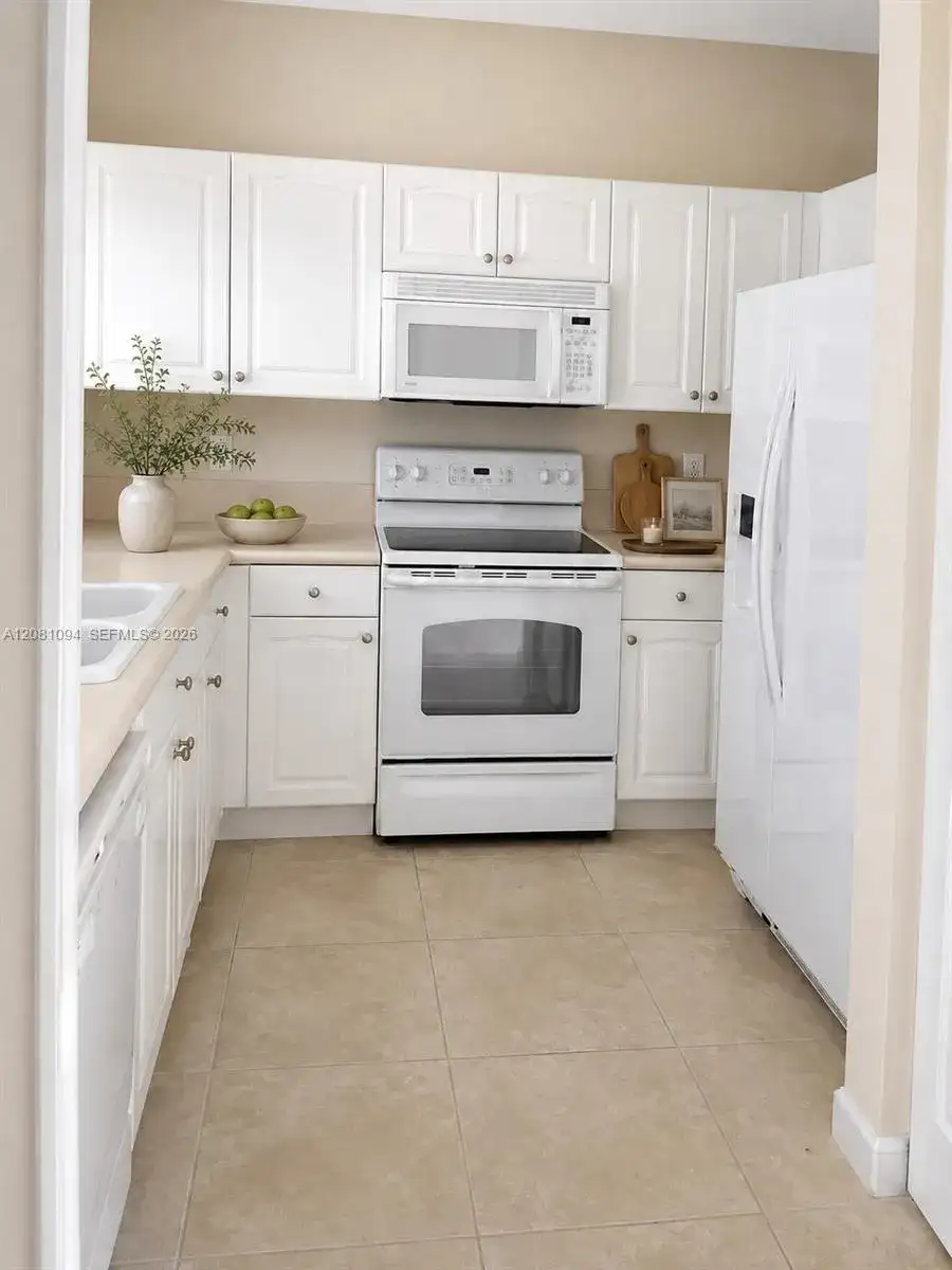 230 SE 29th Ave # 1, Homestead FL 33033 photo 5