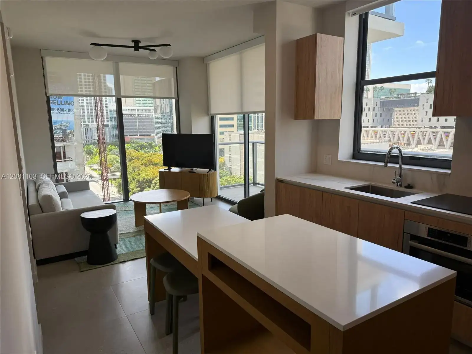 11 NE 6th St # 801, Miami FL 33132 photo 2