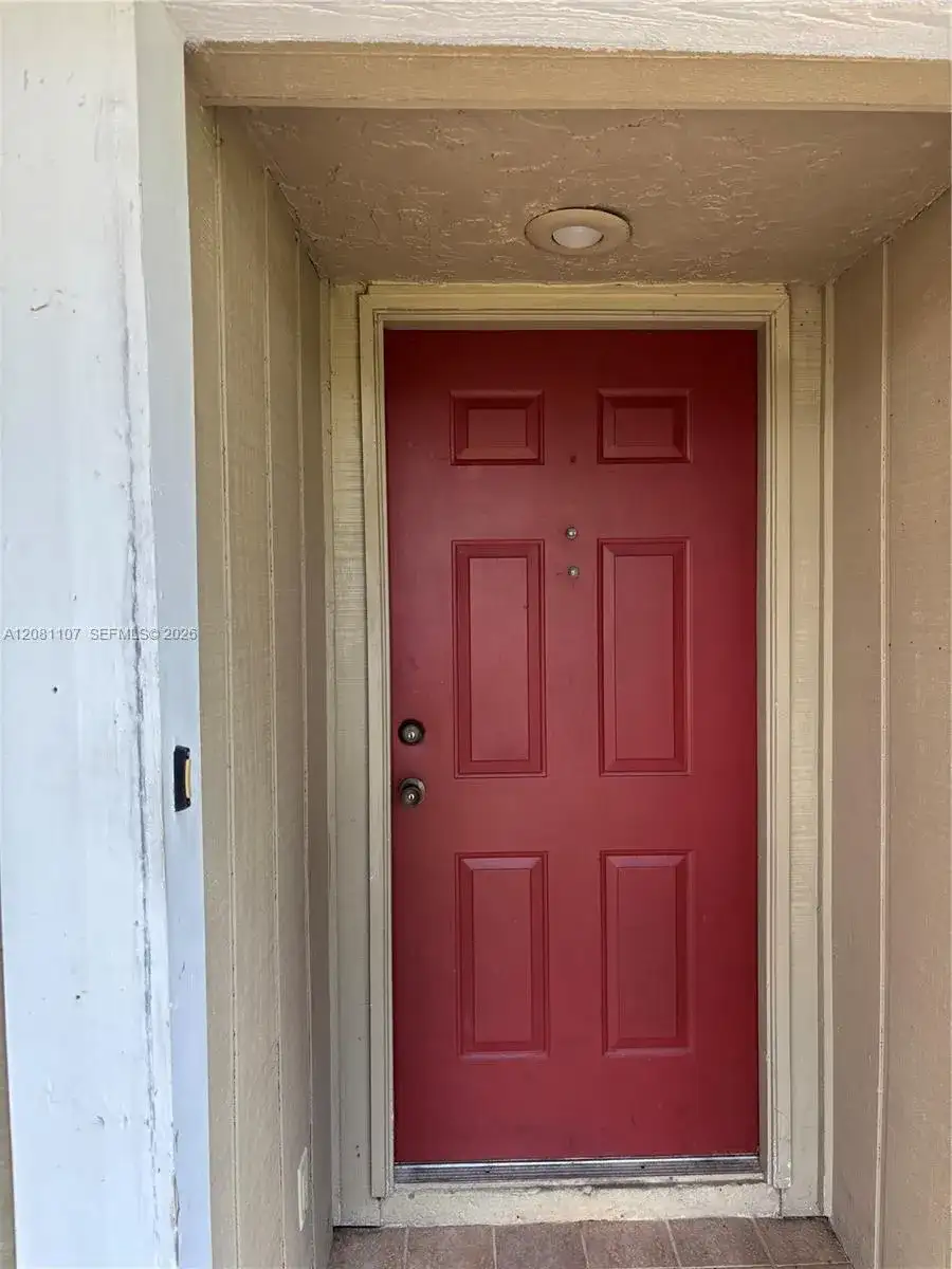 1348 Ortega ST, Winter Spring, Other City - In The State Of Florida FL 32708 photo 3