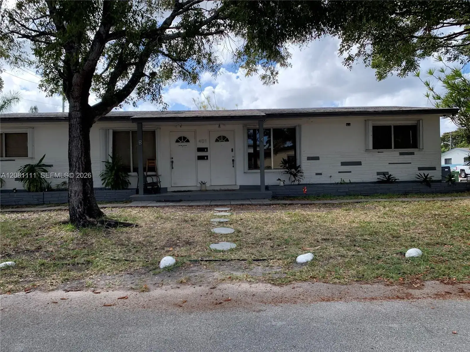 401 SW 8th St # A, Hallandale Beach FL 33009