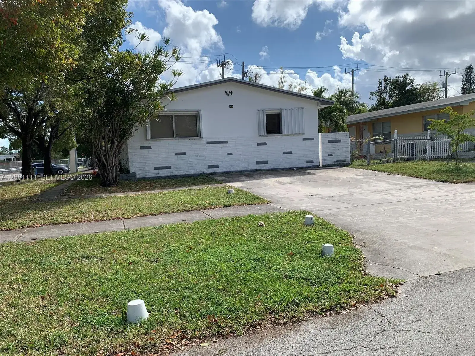 401 SW 8th St # A, Hallandale Beach FL 33009 photo 3