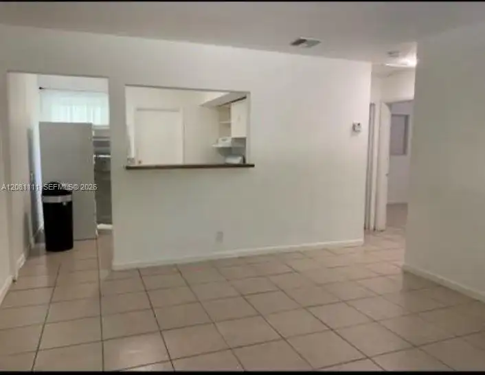 401 SW 8th St # A, Hallandale Beach FL 33009 photo 4