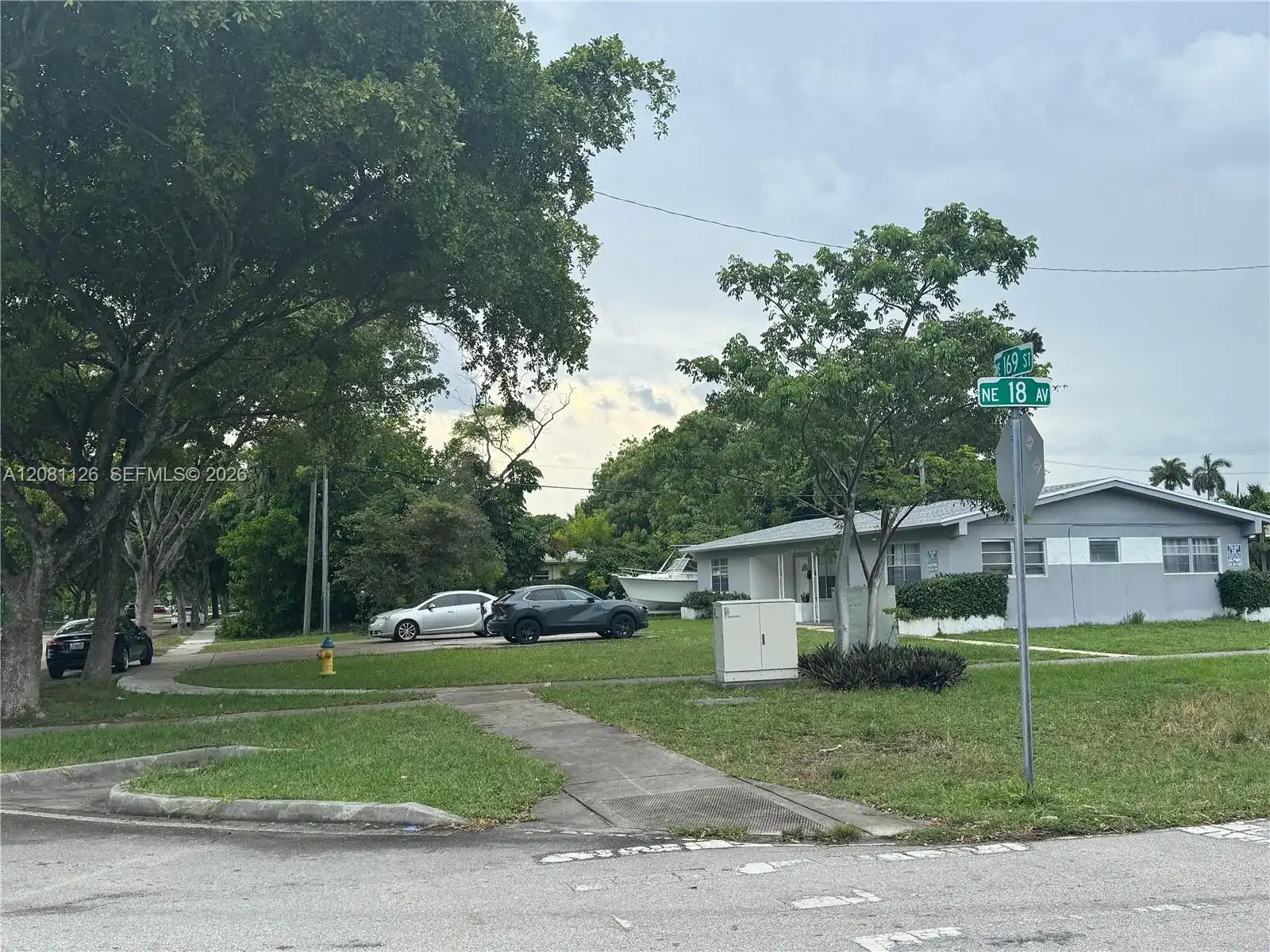 16900 NE 18th Ave, North Miami Beach FL 33162