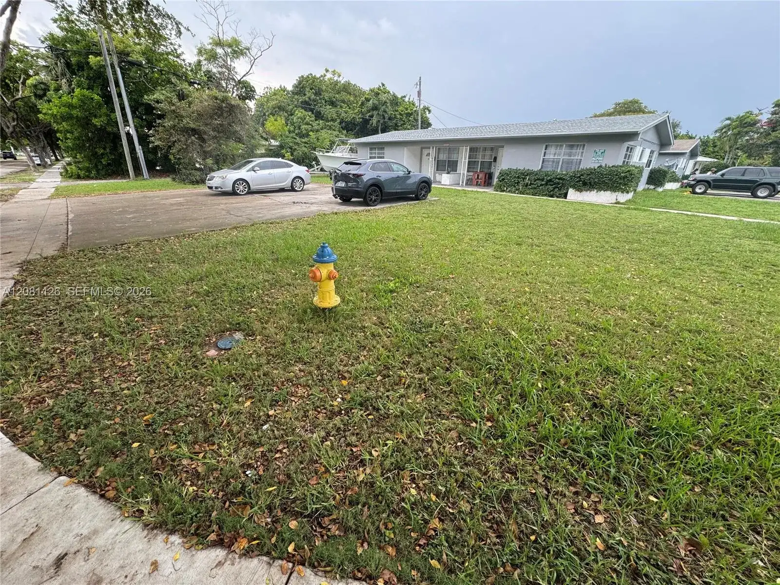 16900 NE 18th Ave, North Miami Beach FL 33162 photo 5