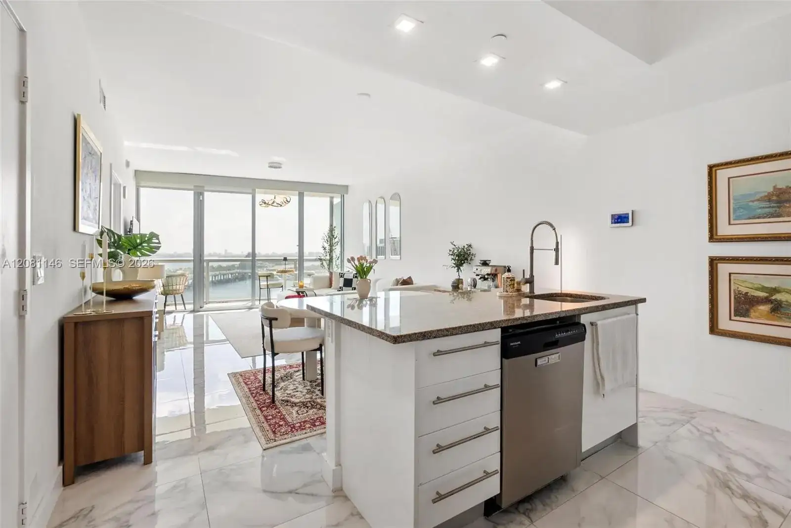 888 Biscayne Blvd # 2510, Miami FL 33132 photo 4