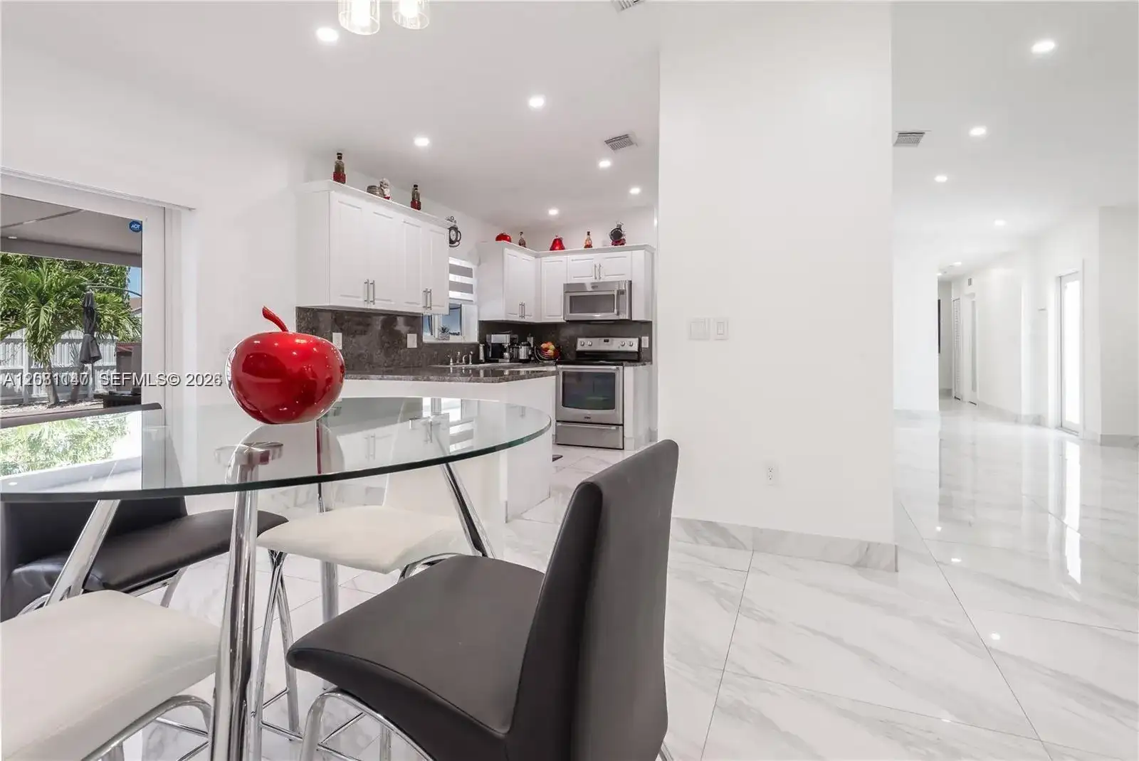 12485 SW 220th St, Miami FL 33170 photo 3