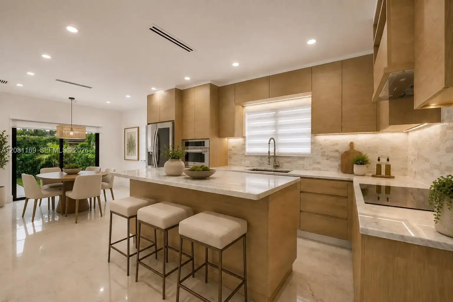 728 Majorca Ave, Coral Gables FL 33134 photo 4