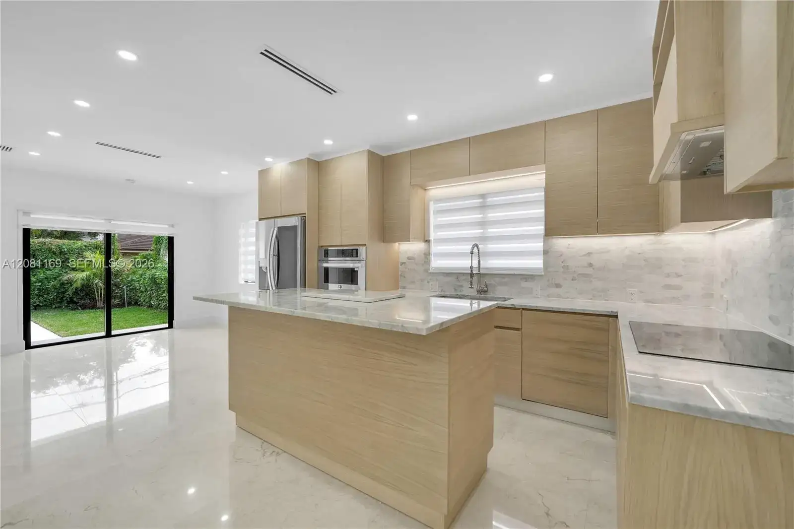 728 Majorca Ave, Coral Gables FL 33134 photo 5